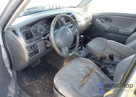 2002 Chevrolet Tracker Hard Top Lt z USA, uszkodzony, nr VIN 2CNBJ634126938635